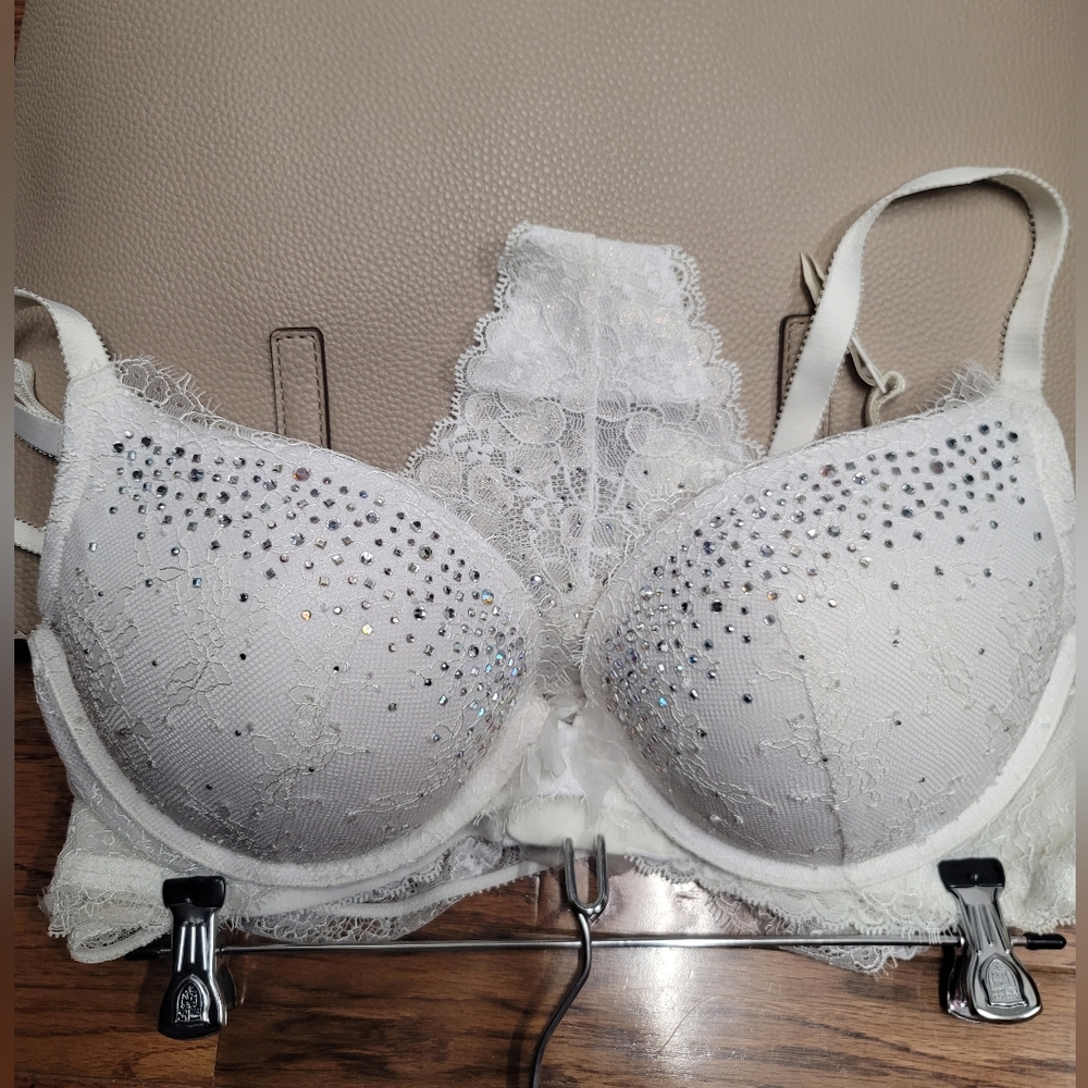 Victoria's Secret White Lace Bra (38C) and Garter (M/L)with Rhinestone Detailing